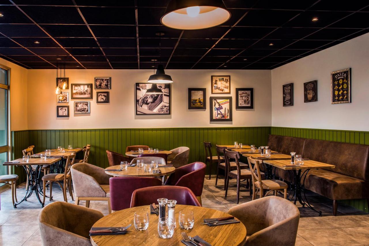 Отель Ibis Bordeaux Pessac Route Des Vins Экстерьер фото